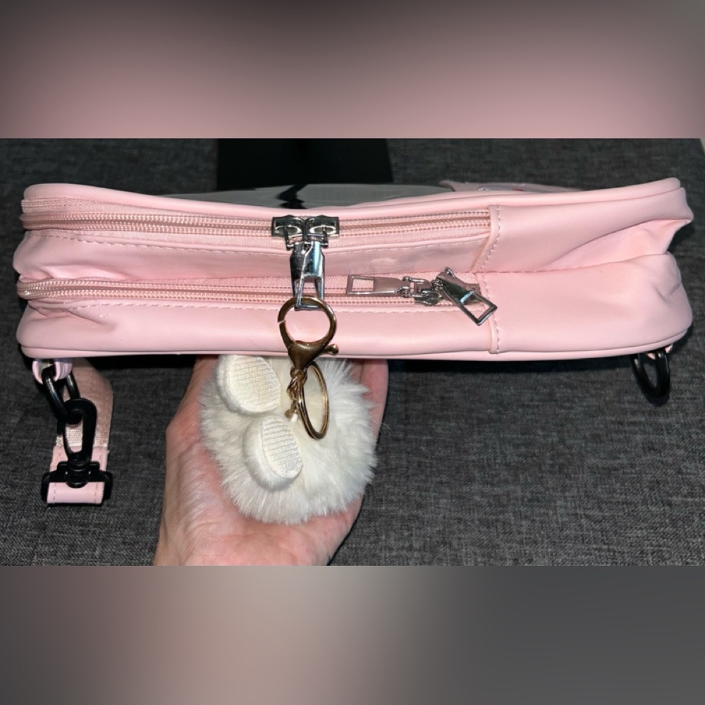 Ita Bag with convertible straps. Crossbody/shoulder/backpack! NWOT! - Picture 13 of 14